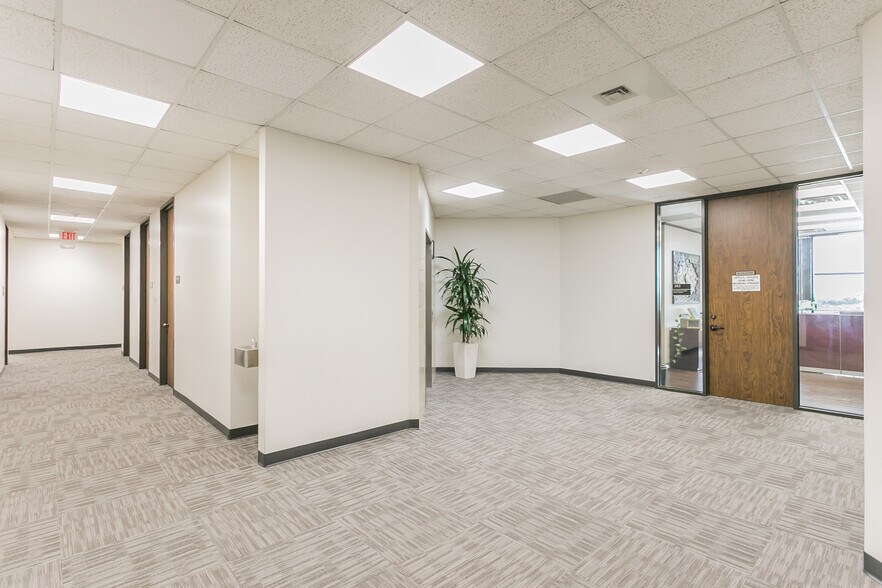 More Photos Of 15840 FM-529, Houston Office For Lease