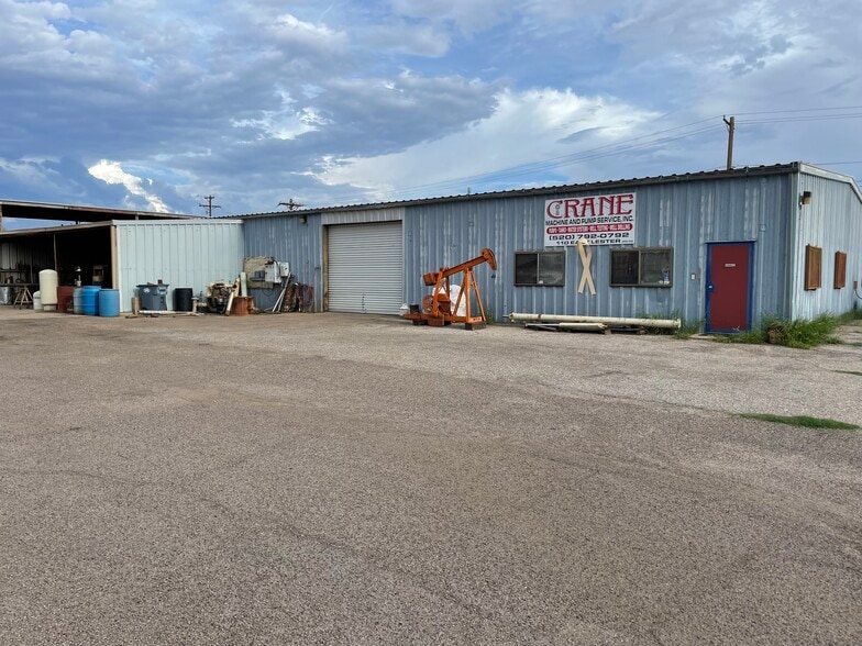 More Photos Of 110 E Lester St, Tucson Service For Sale