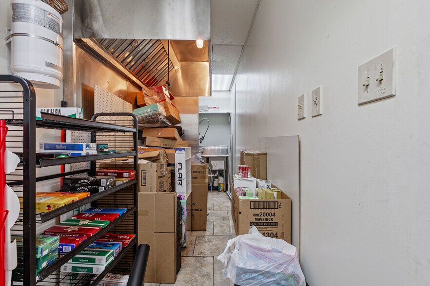 More Photos Of 741 N Cedar Crest Blvd, Allentown Service Station For Sale