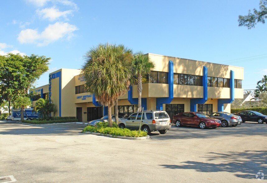 More Photos Of 701 SE 6th Ave, Delray Beach Medical For Lease