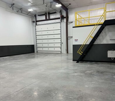 More Photos Of W224S8460 Industrial Drive, Big Bend Flex For Lease
