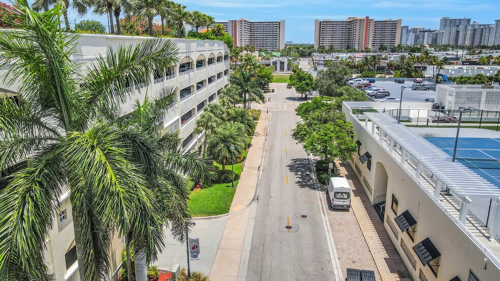 More Photos Of 3015 N Ocean Blvd, Fort Lauderdale Apartments For Lease