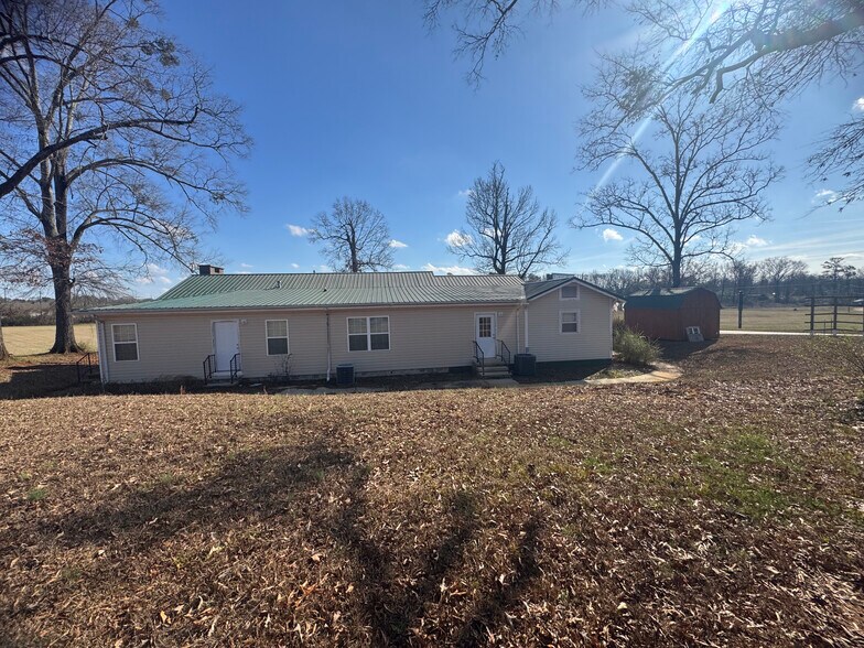 More Photos Of 8385 AL Highway 144, Alexandria Office Residential For Sale