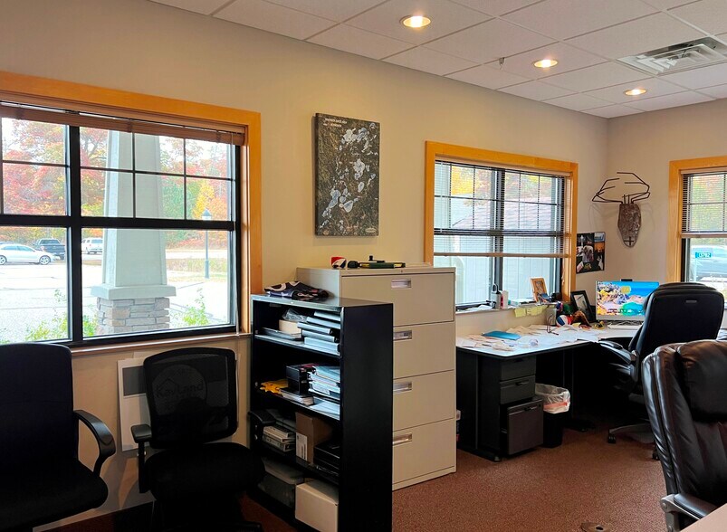More Photos Of 13760 Bluestem Ct, Baxter Office For Sale