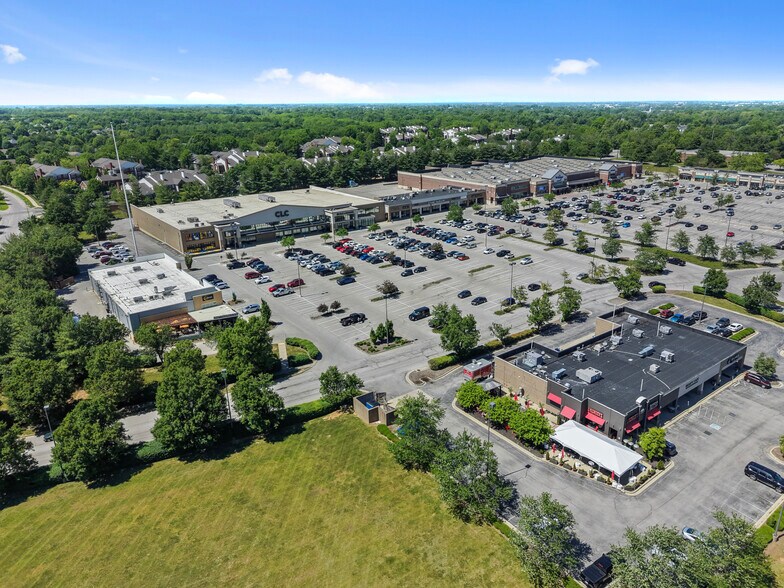More Photos Of 3199 Beaumont Centre Cir, Lexington Land For Lease