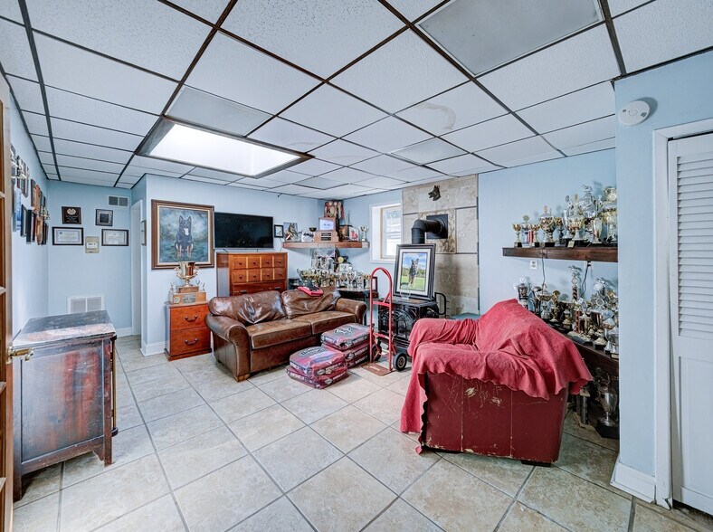 More Photos Of 929 NJ-12 Hwy, Frenchtown Flex For Sale