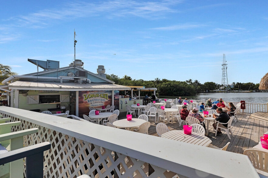 More Photos Of 96 Madeira Rd, Islamorada Restaurant For Sale