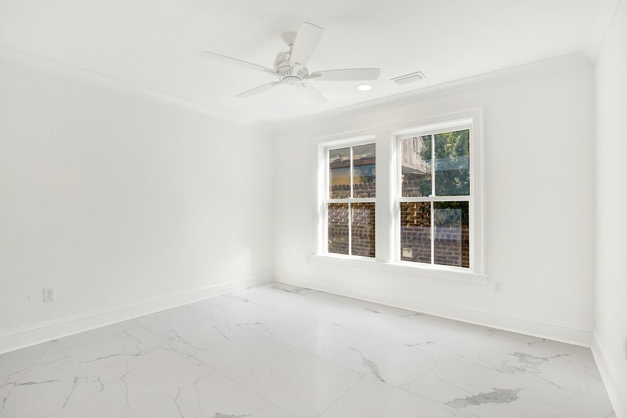 More Photos Of 104 17th pl, Tybee Island Multifamily For Sale