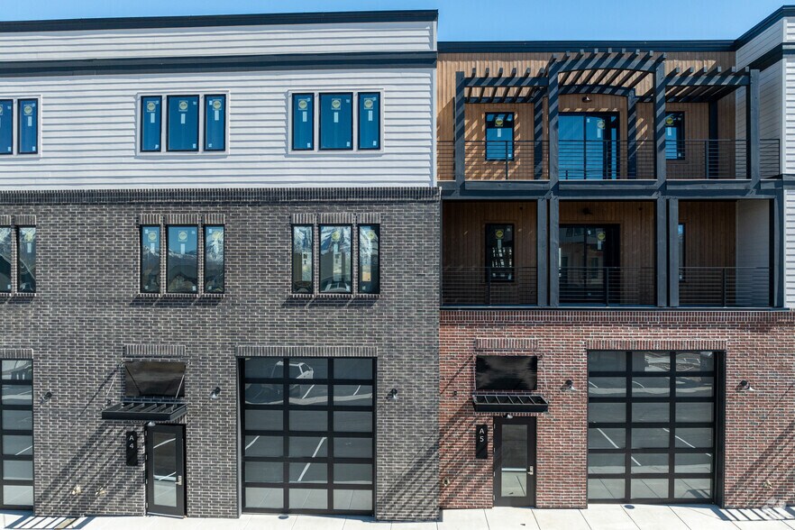 More Photos Of 1922 S Highway 40, Heber City Showroom For Lease