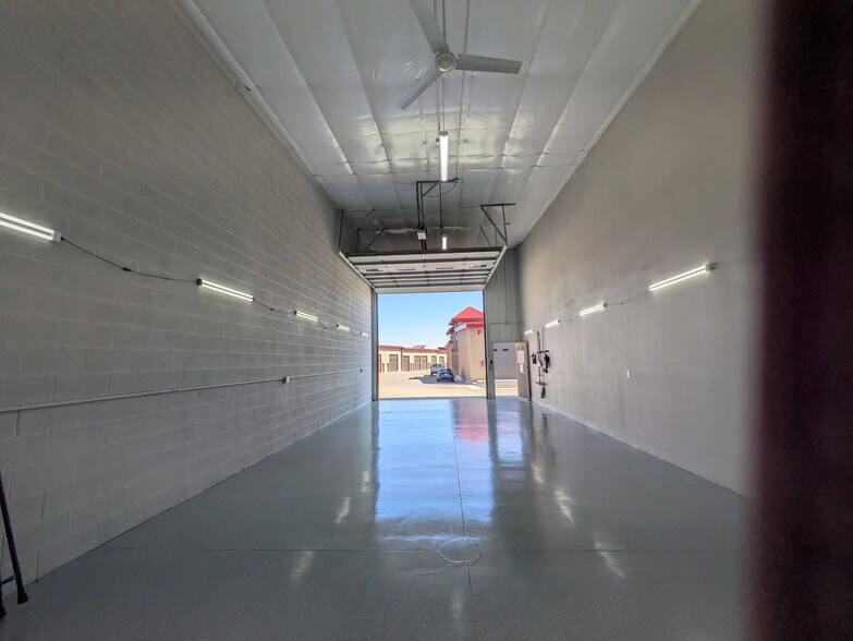More Photos Of 341 1st St, Mead Warehouse For Lease