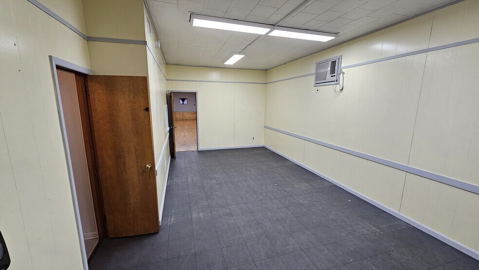 More Photos Of 403 Broad St, Bloomfield Schools For Sale