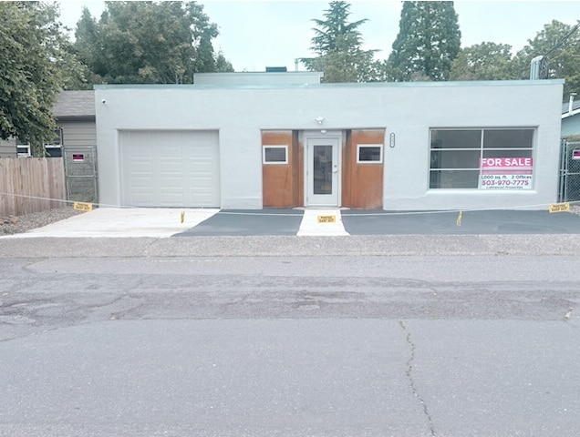 More Photos Of 8235 NE Beech St, Portland Warehouse For Sale