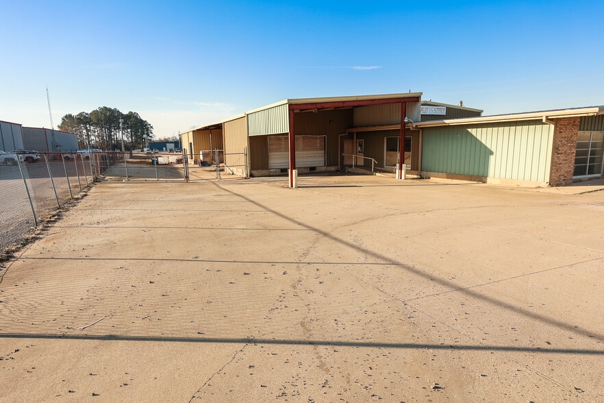 More Photos Of 5105 W Loop 281 S, Longview Industrial For Sale