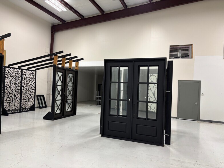 More Photos Of 22325 Gosling Rd, Spring Unknown For Lease