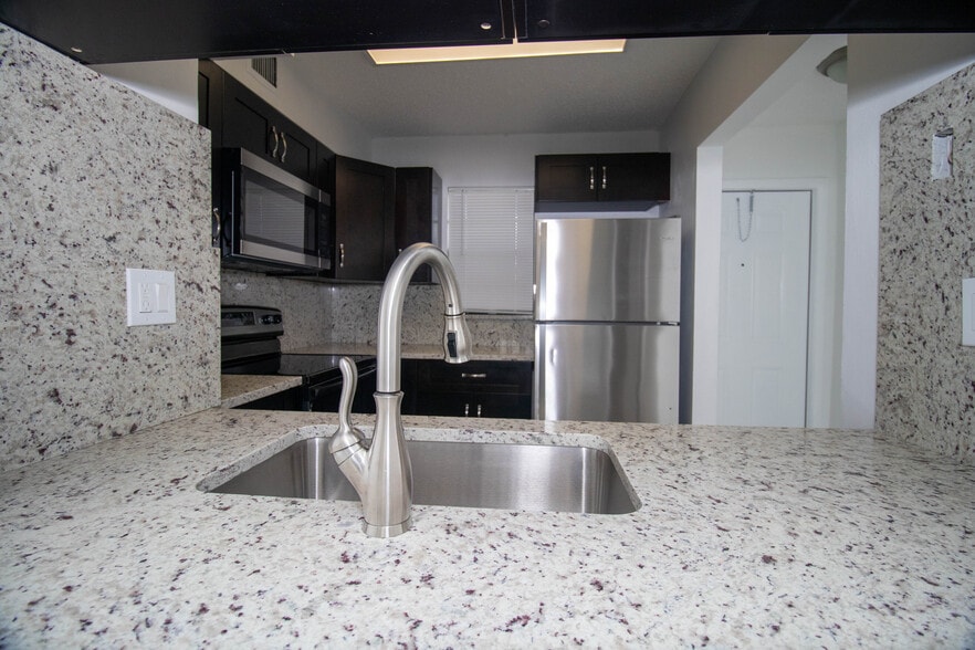 More Photos Of 11430-11442 NW 45th St, Coral Springs Apartments For Sale