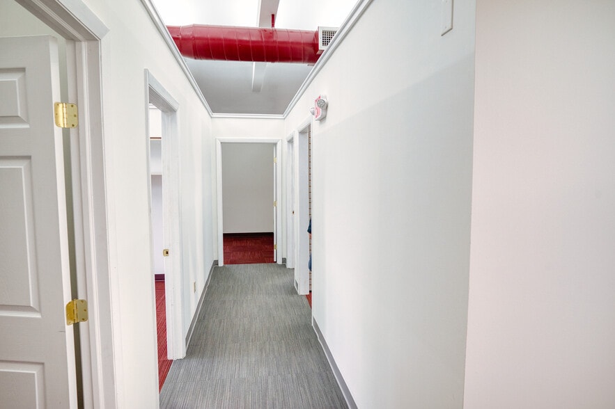 More Photos Of 569 Main St, Monroe Office For Sale