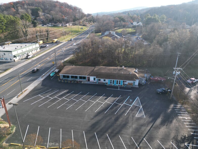 More Photos Of 865 John Marshall Hwy, Front Royal Restaurant For Sale