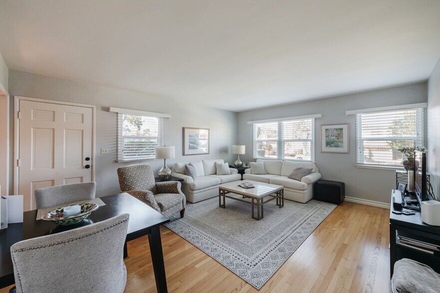 More Photos Of 2404 Via Campesina, Palos Verdes Estates Apartments For Sale