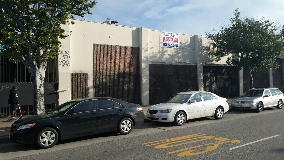 Primary Photo Of 3816-3818 S Broadway, Los Angeles Manufacturing For Lease