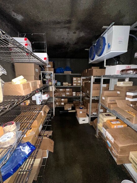 More Photos Of 4134 Grand Blvd, New Port Richey General Retail For Sale