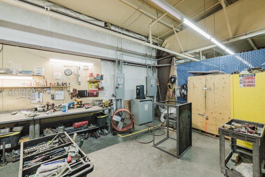 More Photos Of 1345 Water St, Elko Warehouse For Lease