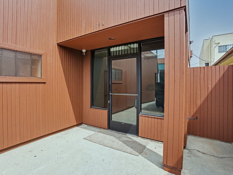 More Photos Of 214 Standard St, El Segundo Office For Lease