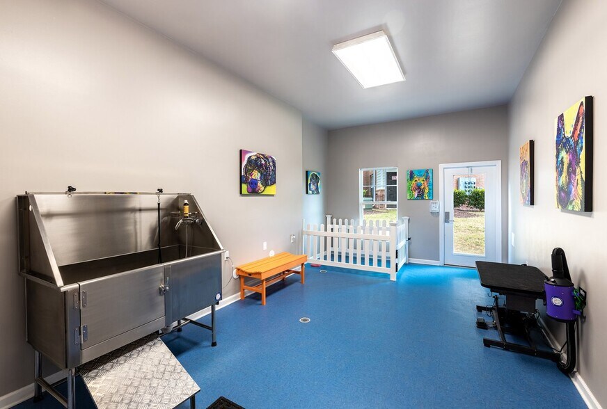 More Photos Of 1000 Ballena Cir, Cary Apartments For Lease