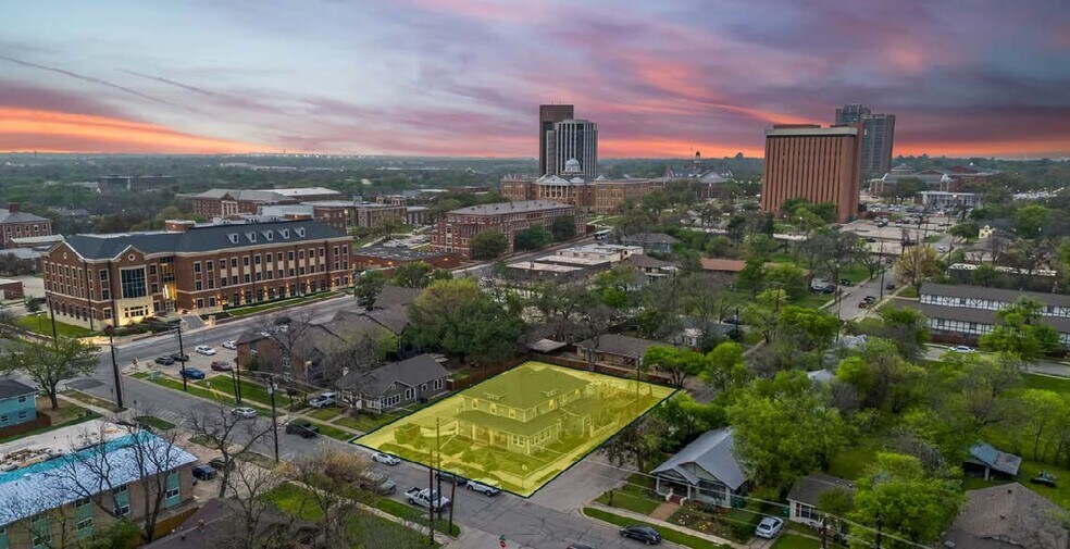 More Photos Of 521 Texas St, Denton Apartments For Sale