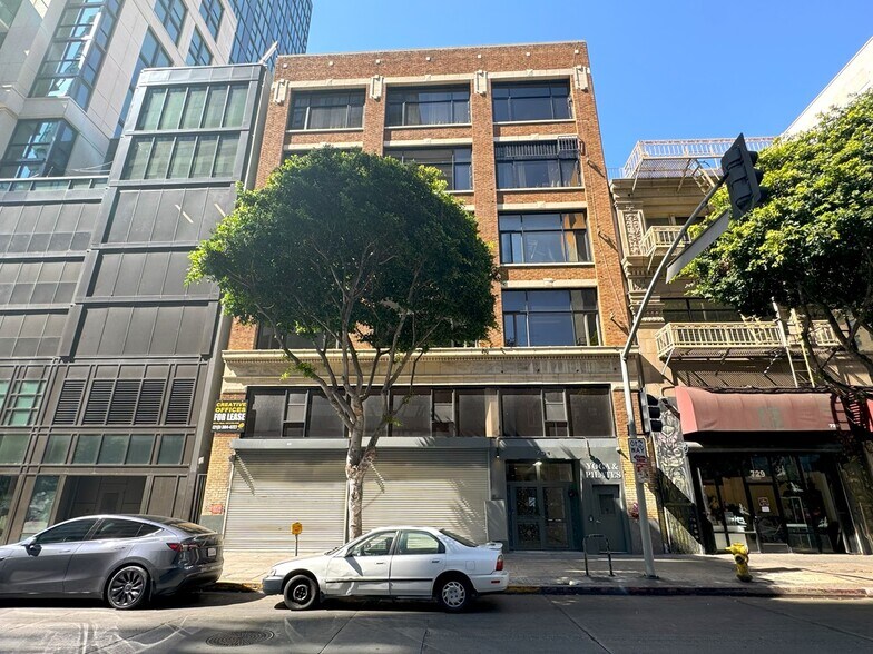 More Photos Of 731-733 S Spring St, Los Angeles Loft Creative Space For Lease