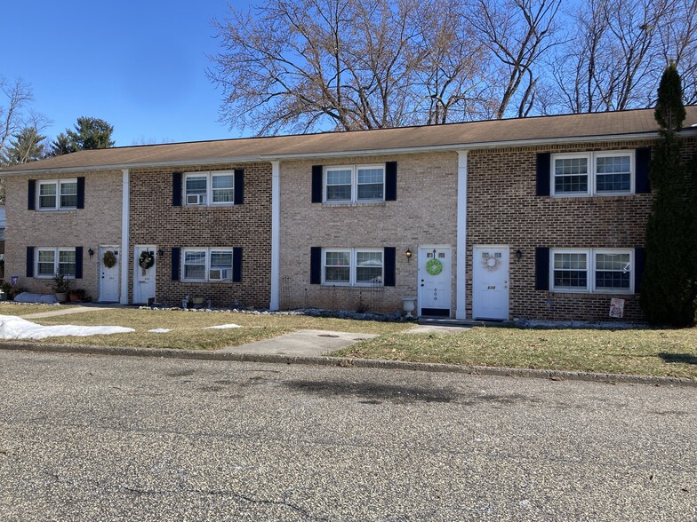 Primary Photo Of 604 Mallard Rd, Camp Hill Apartments For Sale