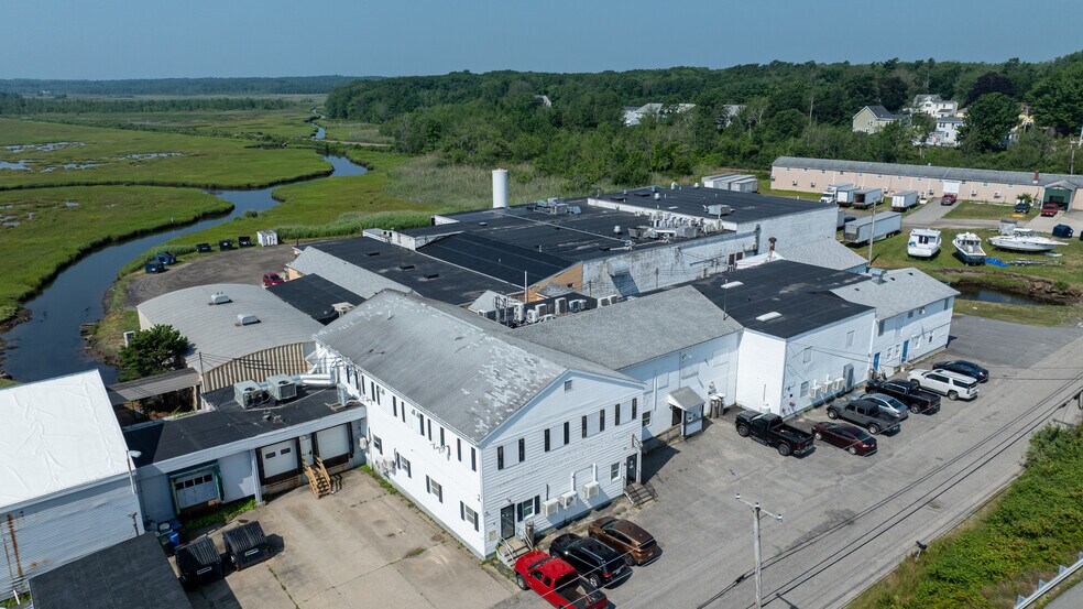 Primary Photo Of 10 Snow Canning Rd, Scarborough Manufacturing For Lease