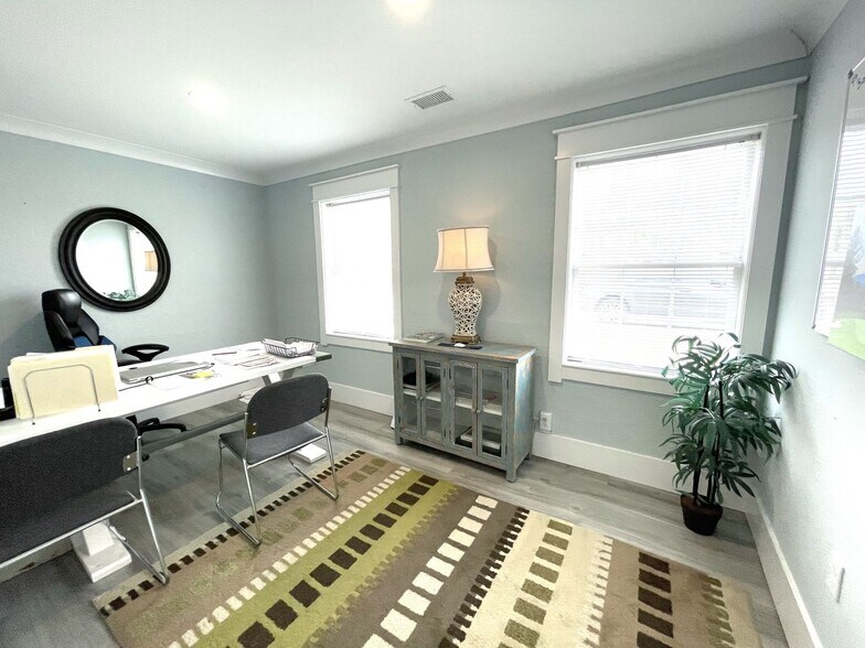 More Photos Of 201-203 Lumberton Ave, Carolina Beach Freestanding For Lease