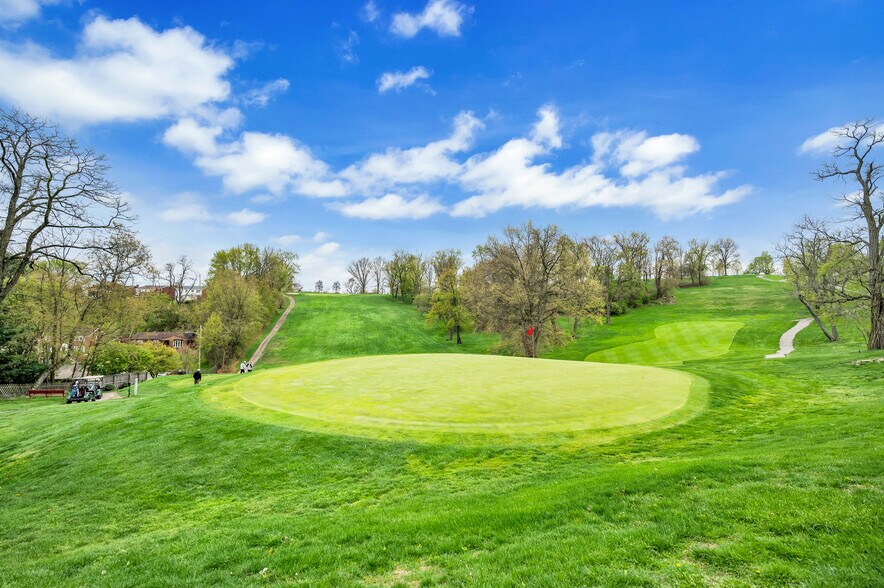 More Photos Of 825 Commonwealth Ave, West Mifflin Land For Sale