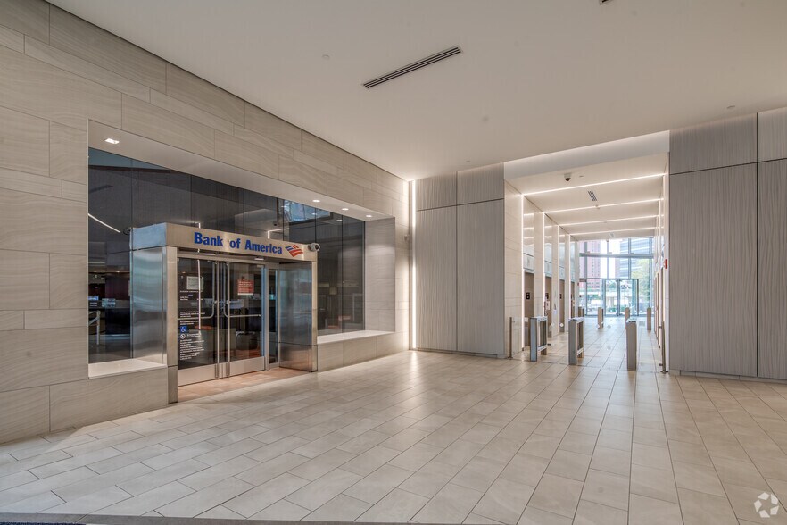 More Photos Of 100 S Charles St, Baltimore Office For Sale