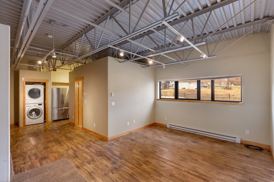 More Photos Of 2670 Copper Ridge Cir, Steamboat Springs Warehouse For Lease