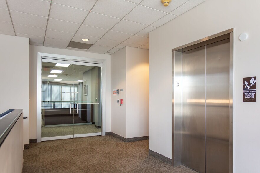 More Photos Of 940 Golf House Rd W, Whitsett Office For Lease