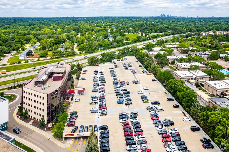 More Photos Of 6363 France Ave S, Edina Office For Sale