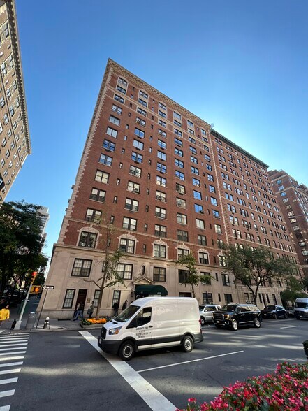 More Photos Of 1111 Park Ave, New York Apartments For Sale