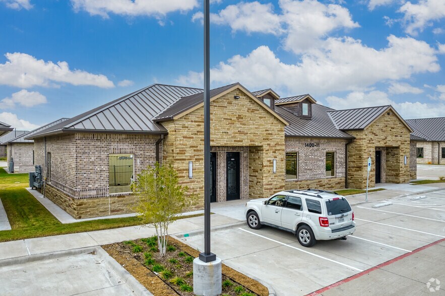 More Photos Of 1400 N Coit Rd, McKinney Medical For Lease
