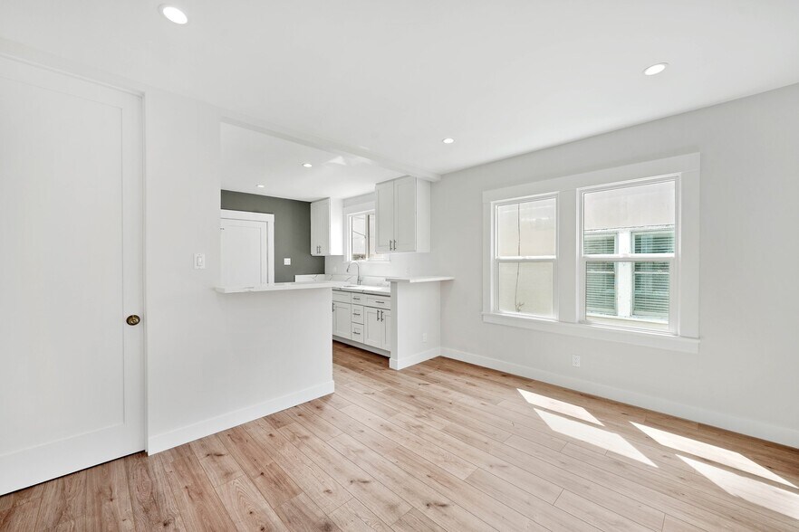 More Photos Of 522-532 Idaho Ave, Santa Monica Apartments For Sale