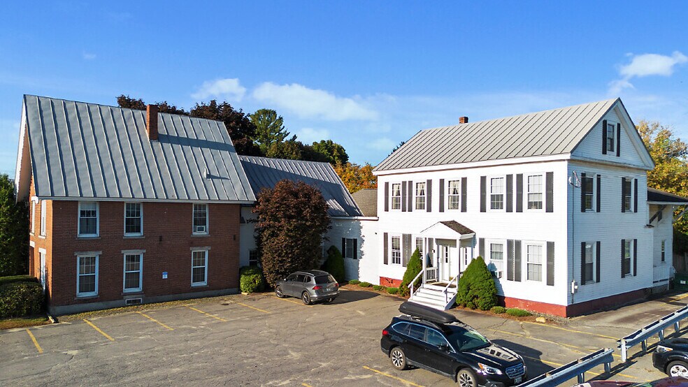 More Photos Of 44 Elm St, Waterville Office For Sale