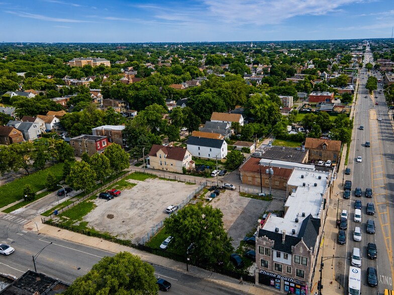 More Photos Of 6915 S Ashland Ave, Chicago General Retail For Sale
