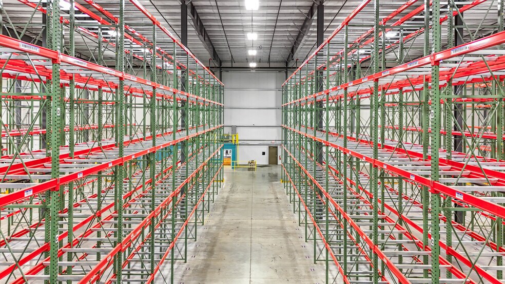 More Photos Of 80 Davis Pky, Clyde Warehouse For Sale