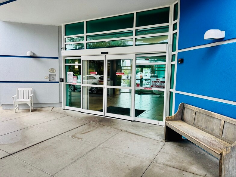 More Photos Of 2100 Sea Mountain Hwy, North Myrtle Beach Hotel For Lease