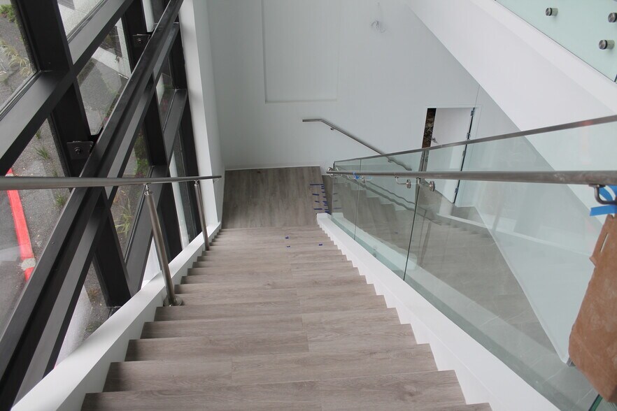 More Photos Of 222 W Cypress St, San Antonio Medical For Lease