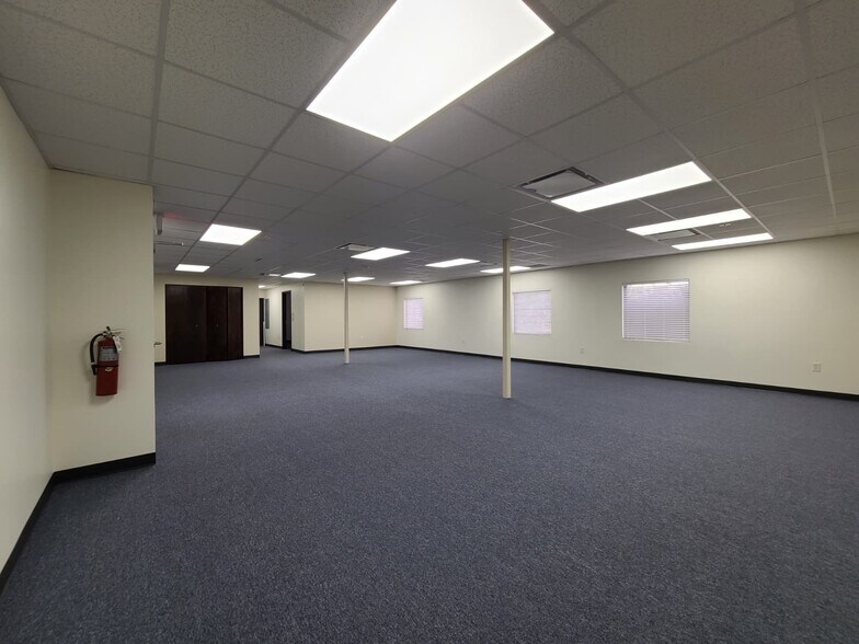 More Photos Of 1715 Eastbay Dr. Largo, Fl 33771, Largo Medical For Lease