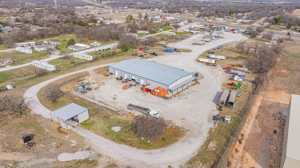 More Photos Of 4610 E Highway 199, Springtown General Retail For Sale