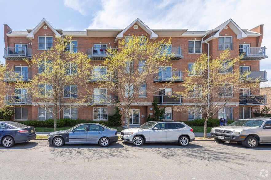 More Photos Of 223 Beach 101St St, Rockaway Park Apartments For Sale