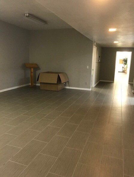 More Photos Of 15703 N 36th St, Phoenix Religious Facility For Lease