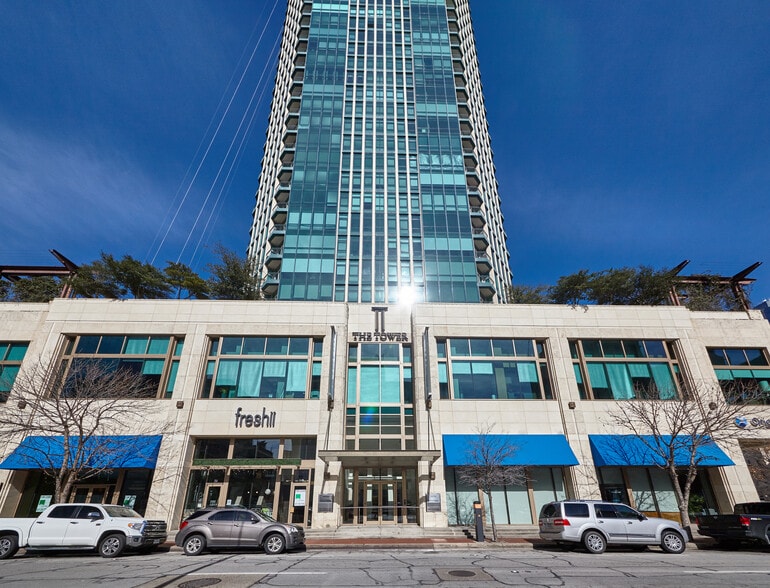 More Photos Of 500 Throckmorton St, Fort Worth Apartments For Lease